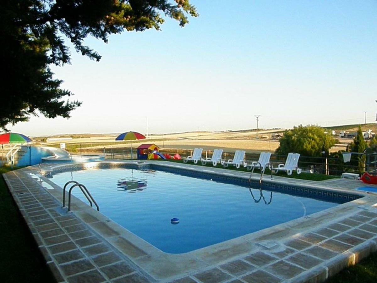 Hotel El Prado By Vivere Stays Carrascosa del Campo Exterior photo